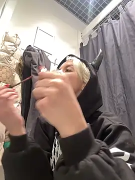 LikaCat online show from February 10, 4:19 am