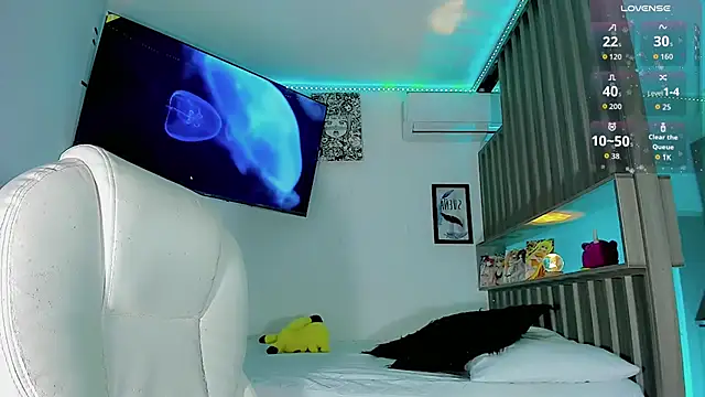 Ashlycuute online show from September 14, 3:49 am