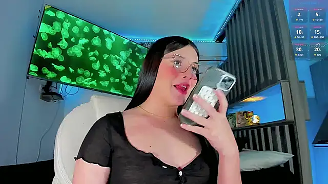 Ashlycuute online show from November 1, 2:46 am