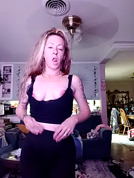 DanyThrash online show from January 18, 11:47 am