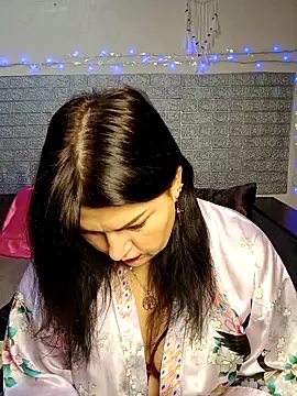 kataleya94 online show from January 18, 5:00 am