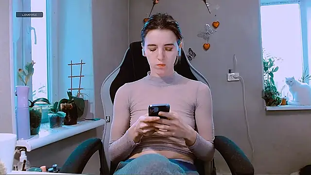 RosaJil online show from February 17, 2:02 pm