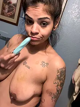 Snapshot of ARABIANMAMII chatting on November 23, 1:22 pm ARABIANMAMII online show from November 23, 1:22 pm