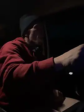 Snapshot of Followthepiper chatting on December 7, 3:58 am Followthepiper online show from December 7, 3:58 am