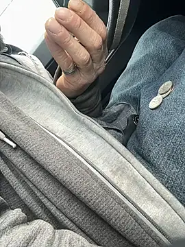 Snapshot of Followthepiper chatting on March 20, 4:31 pm Followthepiper online show from March 20, 4:31 pm