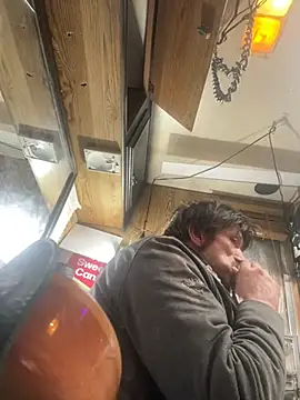 Snapshot of Followthepiper chatting on March 21, 1:56 am Followthepiper online show from March 21, 1:56 am