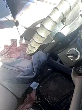 Snapshot of Followthepiper chatting on October 17, 8:11 pm Followthepiper online show from October 17, 8:11 pm