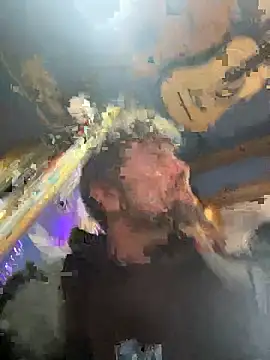 Snapshot of Followthepiper chatting on November 4, 9:58 pm Followthepiper online show from November 4, 9:58 pm