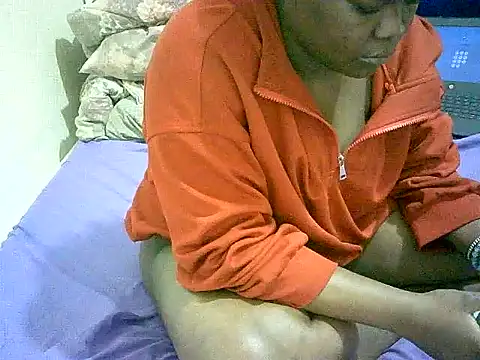 Snapshot of honeypotsweet chatting on July 23, 7:12 pm honeypotsweet online show from July 23, 7:12 pm