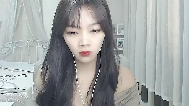 Snapshot of Jenny-Z chatting on January 9, 2:14 am Jenny-Z online show from January 9, 2:14 am