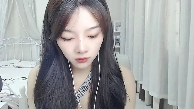 Jenny-Z online show from May 17, 1:47 am