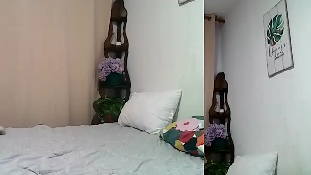 valentinaxcam online show from January 1, 1:47 am