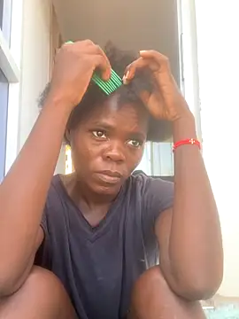 petiteebony 81 online show from November 18, 7:46 am