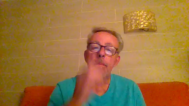 tuggy59 online show from May 28, 3:59 am