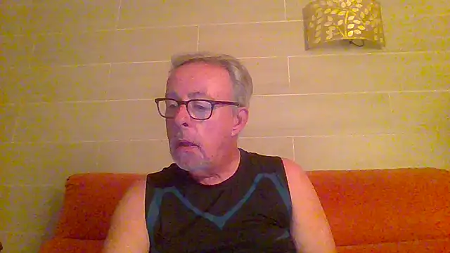 tuggy59 online show from June 21, 3:53 am