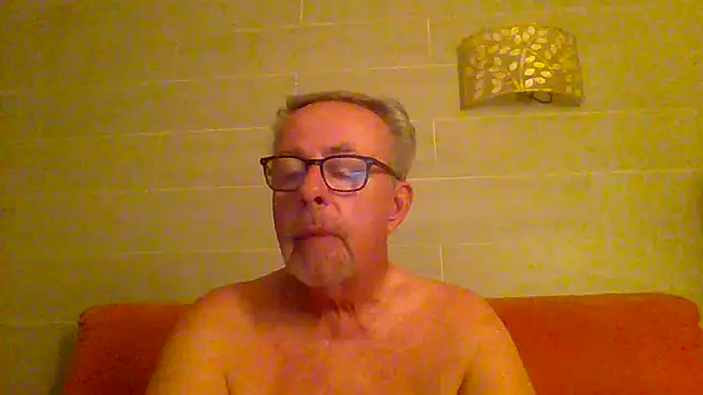 tuggy59 online show from July 18, 4:16 am
