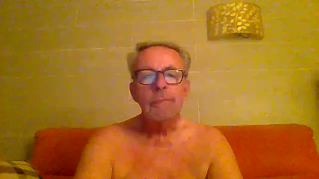 tuggy59 online show from July 24, 3:59 am