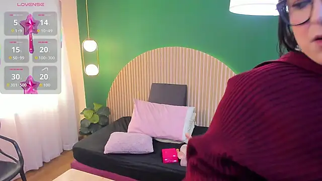 taylor bennet online show from February 27, 11:54 am