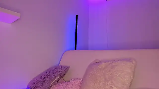 Gloomydoll online show from December 5, 4:34 pm