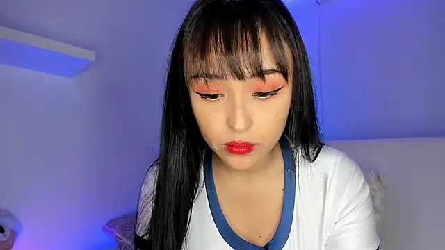 Gloomydoll online show from December 17, 8:32 pm