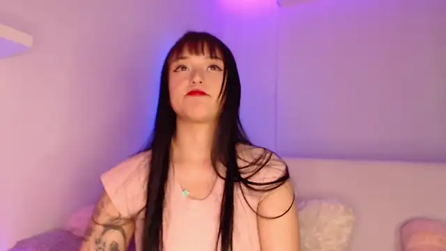 Gloomydoll online show from December 18, 4:06 pm