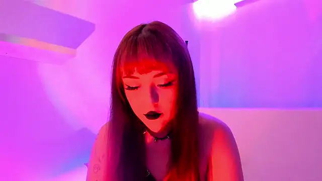 Gloomydoll online show from February 15, 5:28 pm