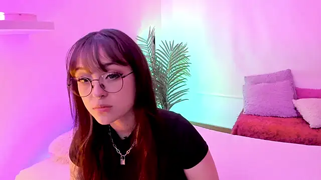 Gloomydoll online show from November 18, 9:19 pm