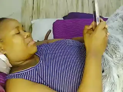 Real1SweetQueen online show from May 18, 6:47 pm