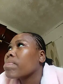 Real1SweetQueen online show from August 7, 7:43 am