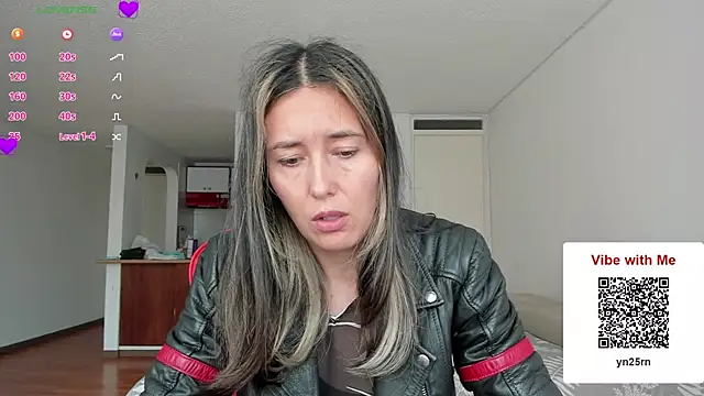 Snapshot of zoe_jeane_beker chatting on March 27, 9:36 pm zoe jeane beker online show from March 27, 9:36 pm