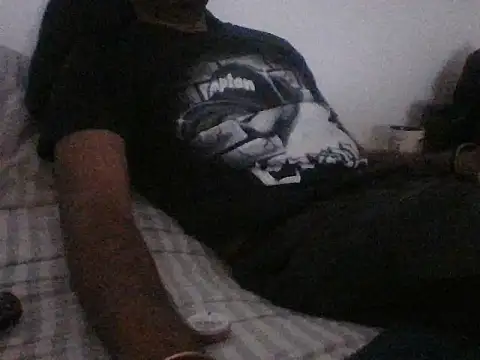 Snapshot of sar679 chatting on April 25, 9:34 pm sar679 online show from April 25, 9:34 pm