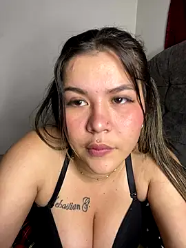 zoe adhara online show from October 31, 10:16 am