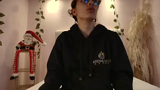 Katy Van online show from December 16, 8:36 pm