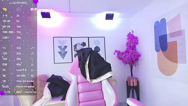 Isa reel online show from March 17, 7:39 pm