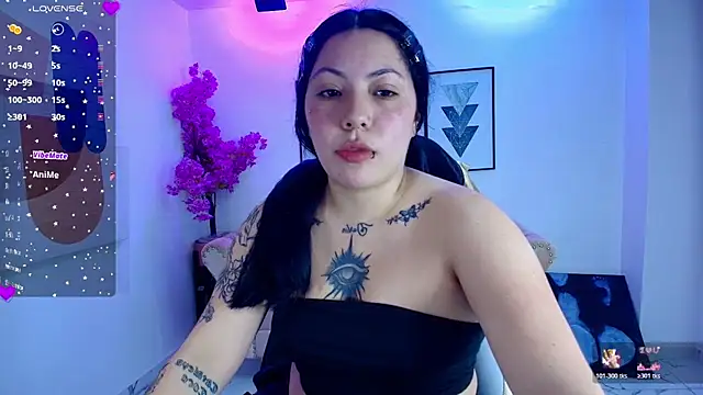 Snapshot of Isa_reel chatting on June 9, 7:58 pm Isa reel online show from June 9, 7:58 pm