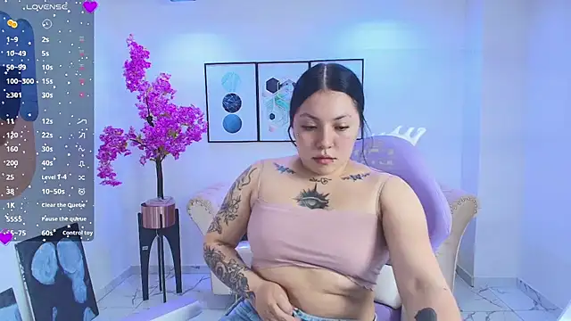 Snapshot of Isa_reel chatting on July 8, 7:07 pm Isa reel online show from July 8, 7:07 pm