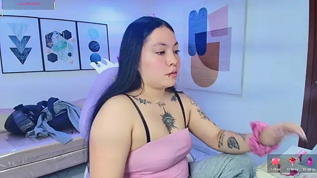 Snapshot of Isa_reel chatting on July 22, 8:00 pm Isa reel online show from July 22, 8:00 pm