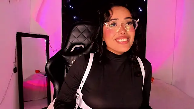 willow poisson online show from January 13, 11:27 pm