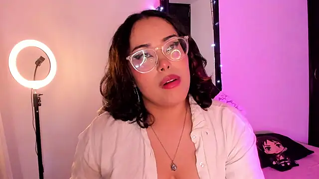 willow poisson online show from July 23, 1:58 am