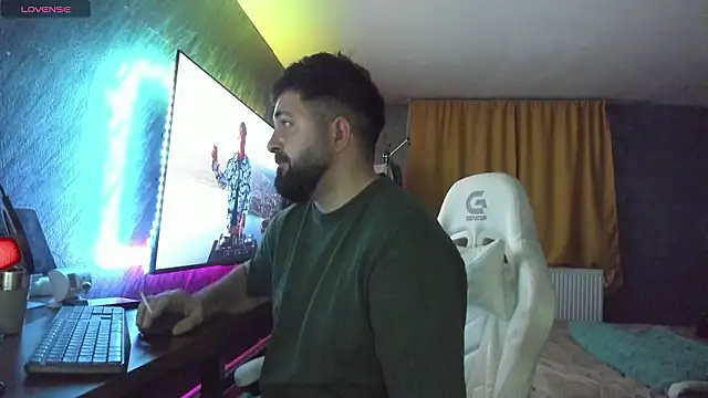 Snapshot of Eduu2322 chatting on February 3, 9:53 pm Eduu2322 online show from February 3, 9:53 pm