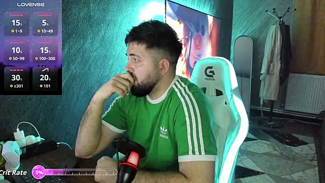 Snapshot of Eduu2322 chatting on February 17, 10:27 pm Eduu2322 online show from February 17, 10:27 pm