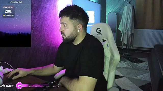 Snapshot of Eduu2322 chatting on February 19, 9:55 pm Eduu2322 online show from February 19, 9:55 pm