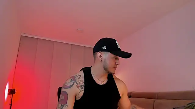 Snapshot of Chriskyle_ chatting on March 11, 2:10 am Chriskyle  online show from March 11, 2:10 am