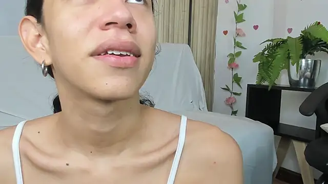 AdammClark1 online show from February 18, 8:47 pm