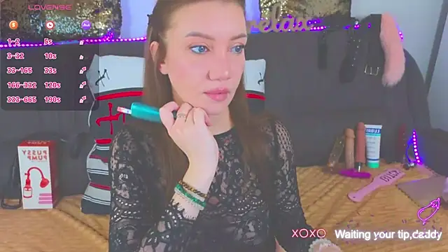 Snapshot of AlexaStoun chatting on January 27, 1:52 pm AlexaStoun online show from January 27, 1:52 pm