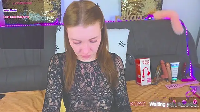 Snapshot of AlexaStoun chatting on February 6, 2:48 pm AlexaStoun online show from February 6, 2:48 pm