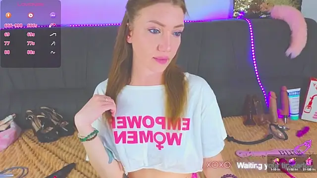 Snapshot of AlexaStoun chatting on March 19, 1:18 pm AlexaStoun online show from March 19, 1:18 pm