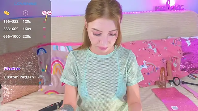 Snapshot of AlexaStoun chatting on September 16, 2:07 pm AlexaStoun online show from September 16, 2:07 pm