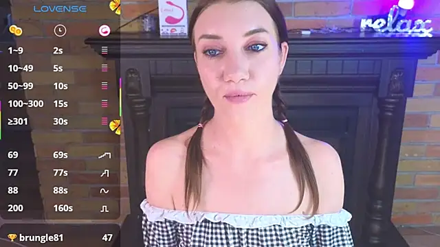 Snapshot of AlexaStoun chatting on July 6, 3:03 pm AlexaStoun online show from July 6, 3:03 pm