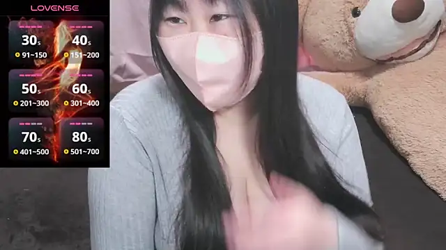 Snapshot of yuinyan3150 chatting on February 9, 3:53 am yuinyan3150 online show from February 9, 3:53 am